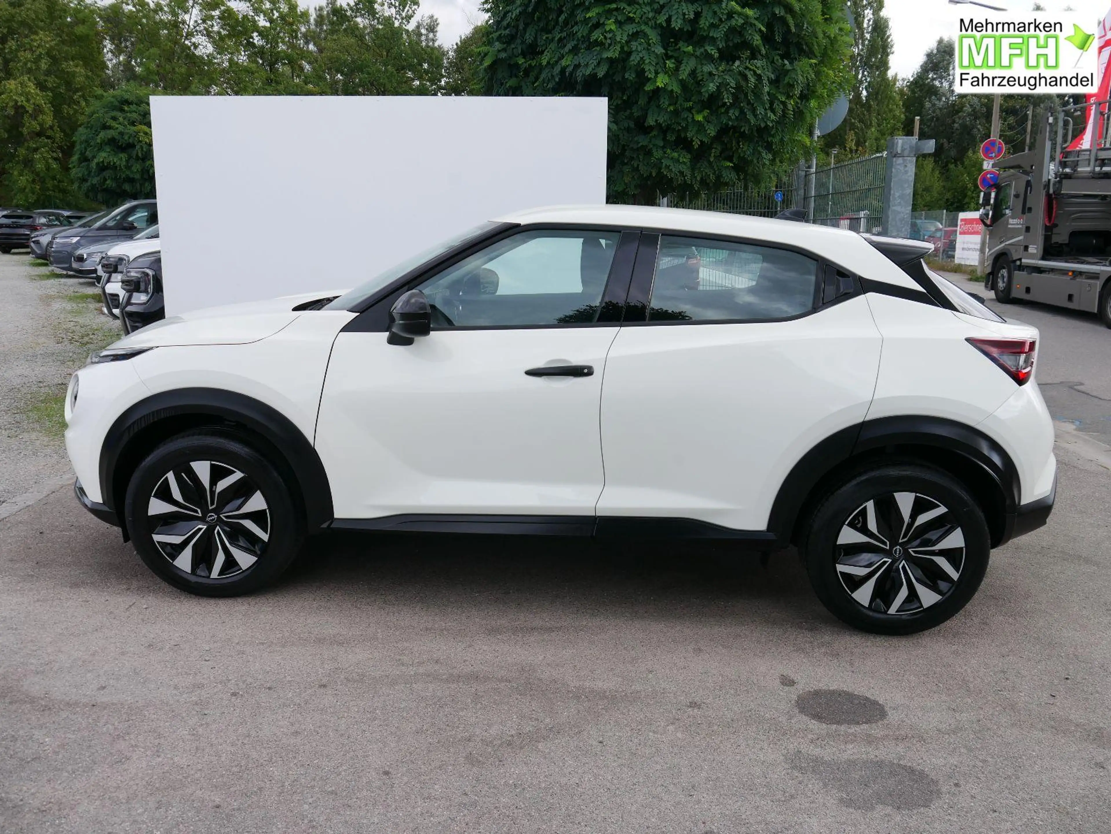 Nissan Juke Acenta 1.0 DIG-T Acenta*NAVI-ÜBER-SMARTLINK*TEM... — photo 5