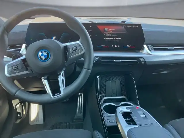 BMW iX1 eDrive20 U11 HB0 Ansicht 6