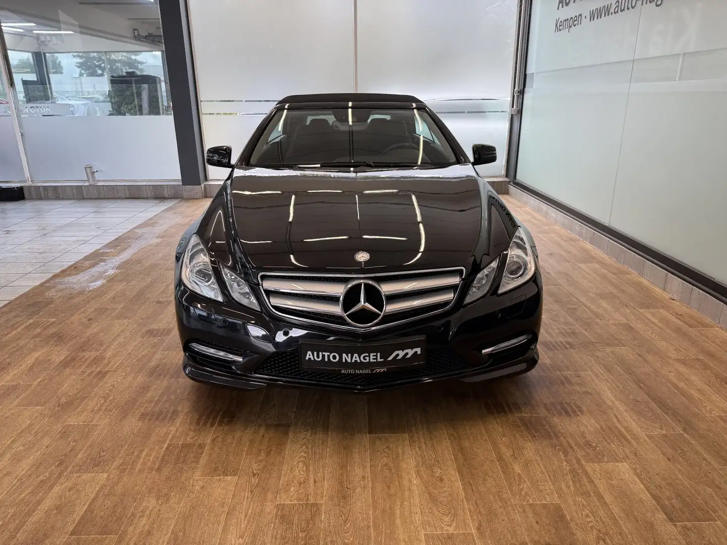 Mercedes-Benz E 350 E 350 AMG Cabriolet +Xenon+COMAND+Totw.+Kamera+ Noir - 2