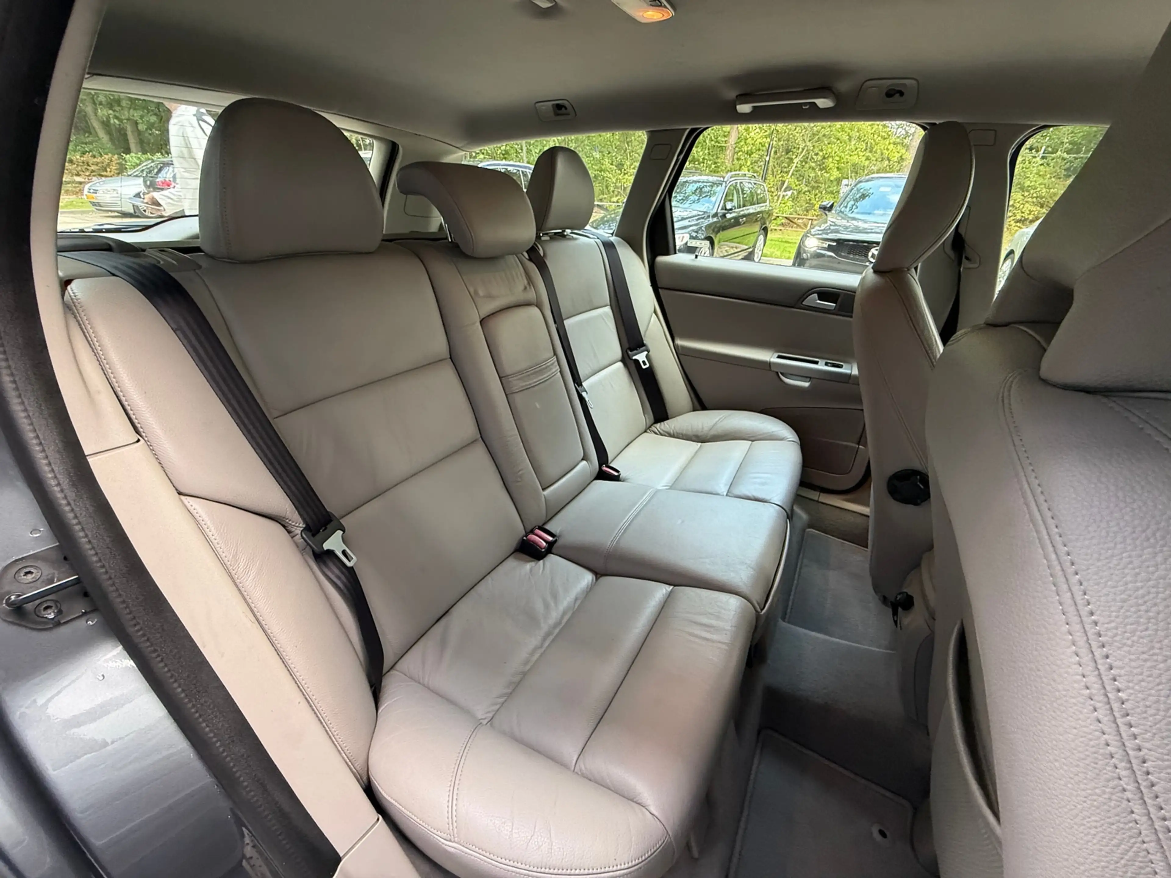 Volvo V50 1.8 Exclusive — photo 16