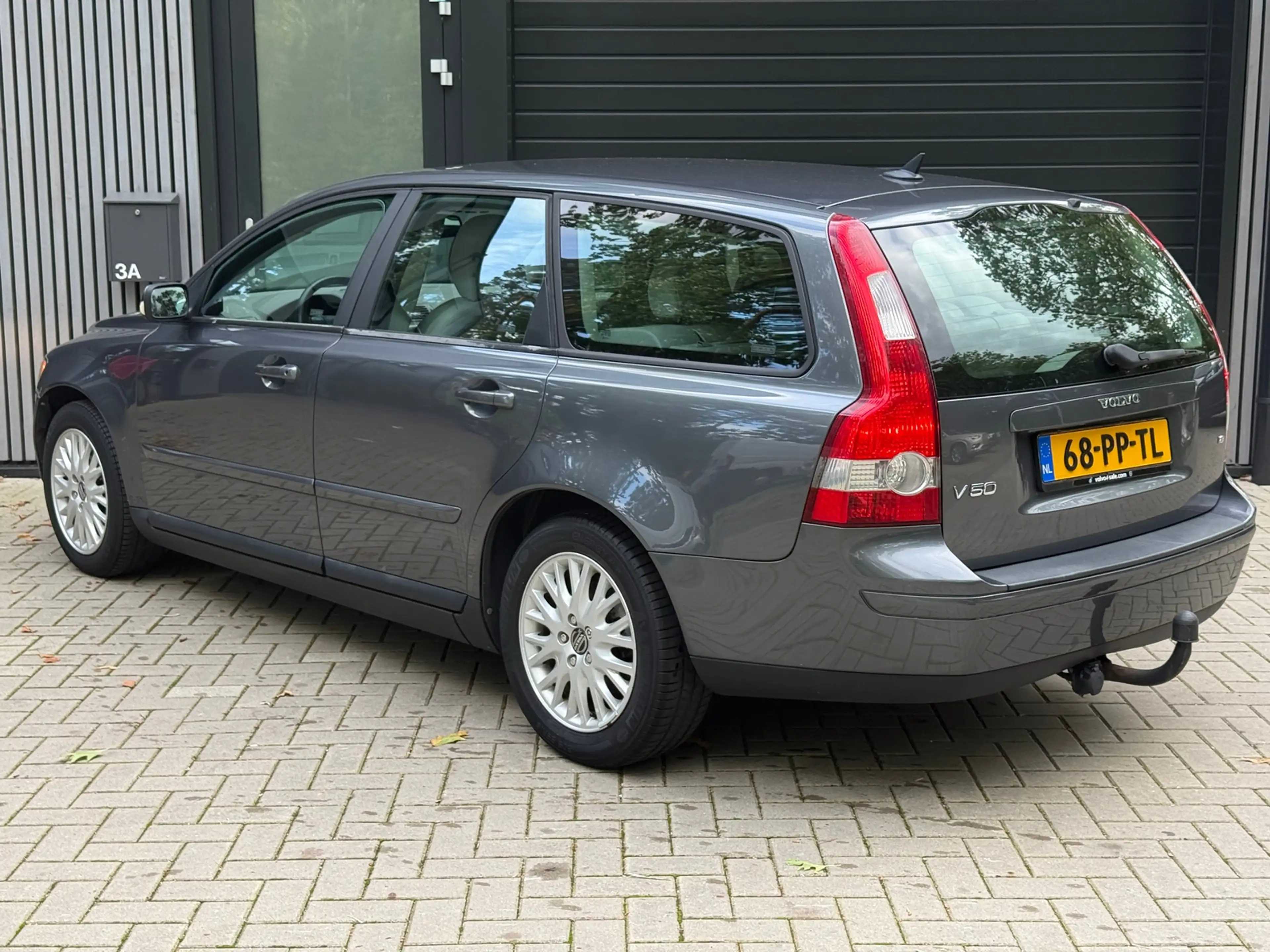 Volvo V50 1.8 Exclusive — photo 3