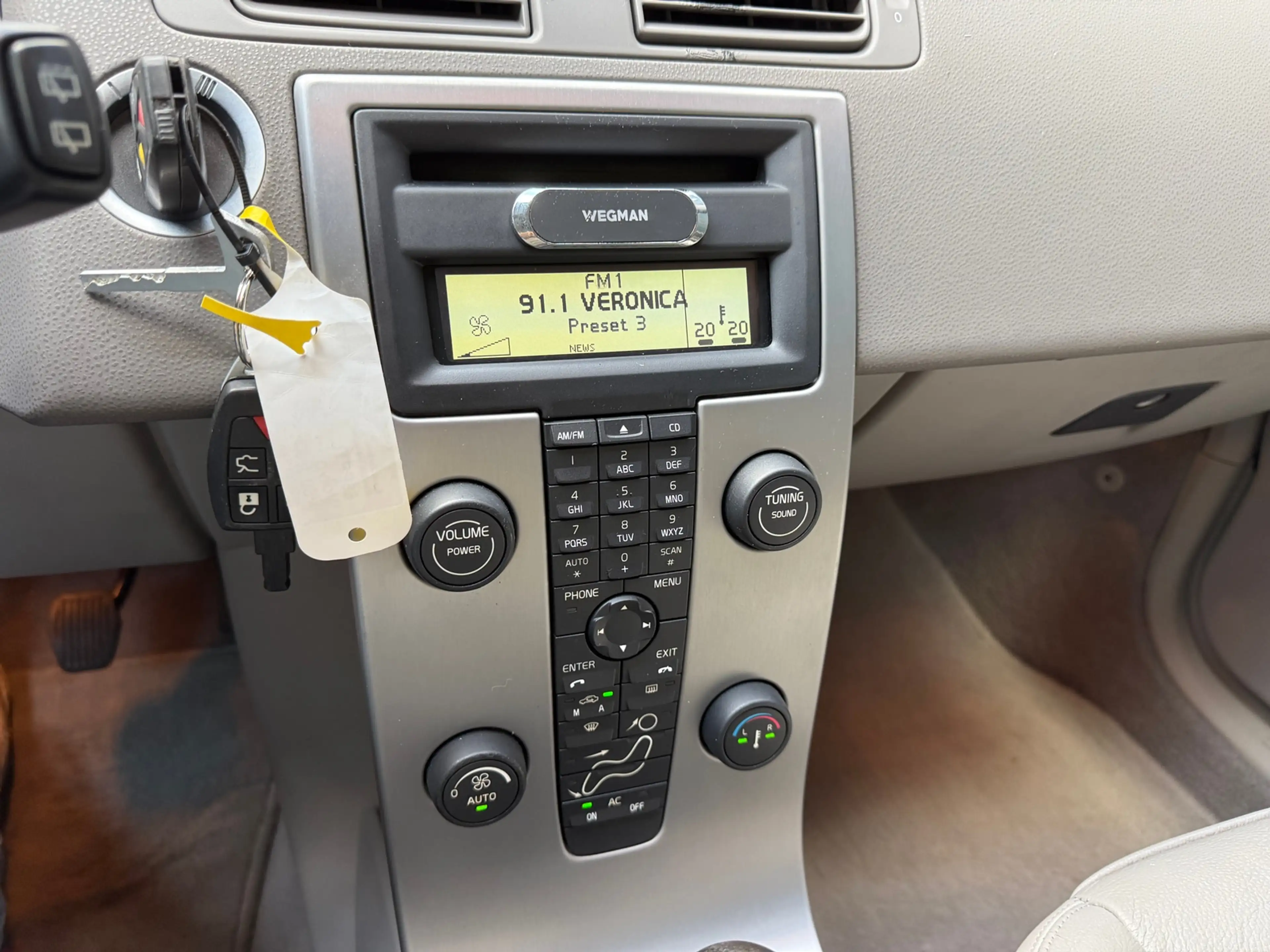 Volvo V50 1.8 Exclusive — photo 12