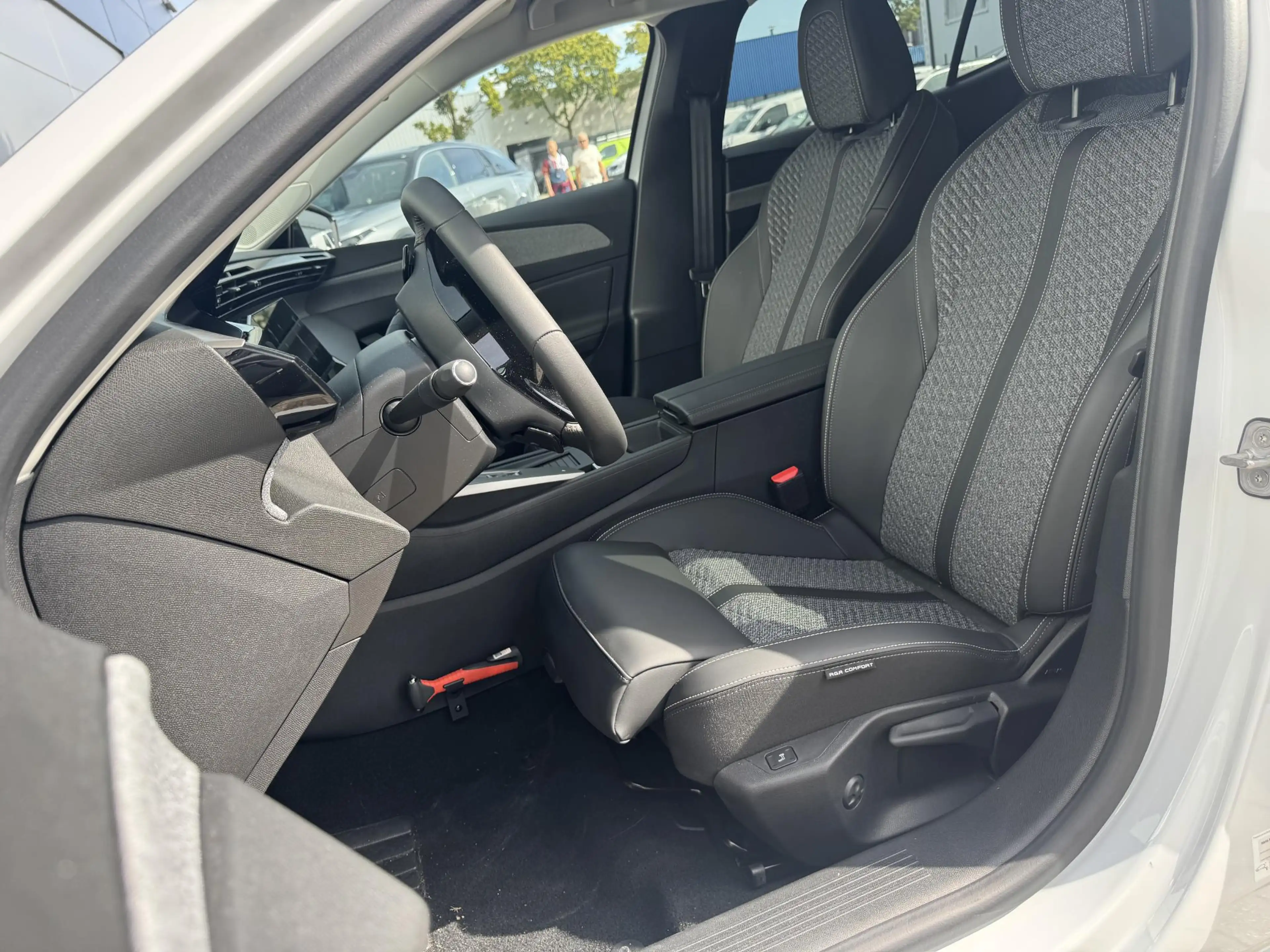 Peugeot 408 1.2 Allure Hybrid 145 | 360 camera | Adaptieve Cru — photo 12