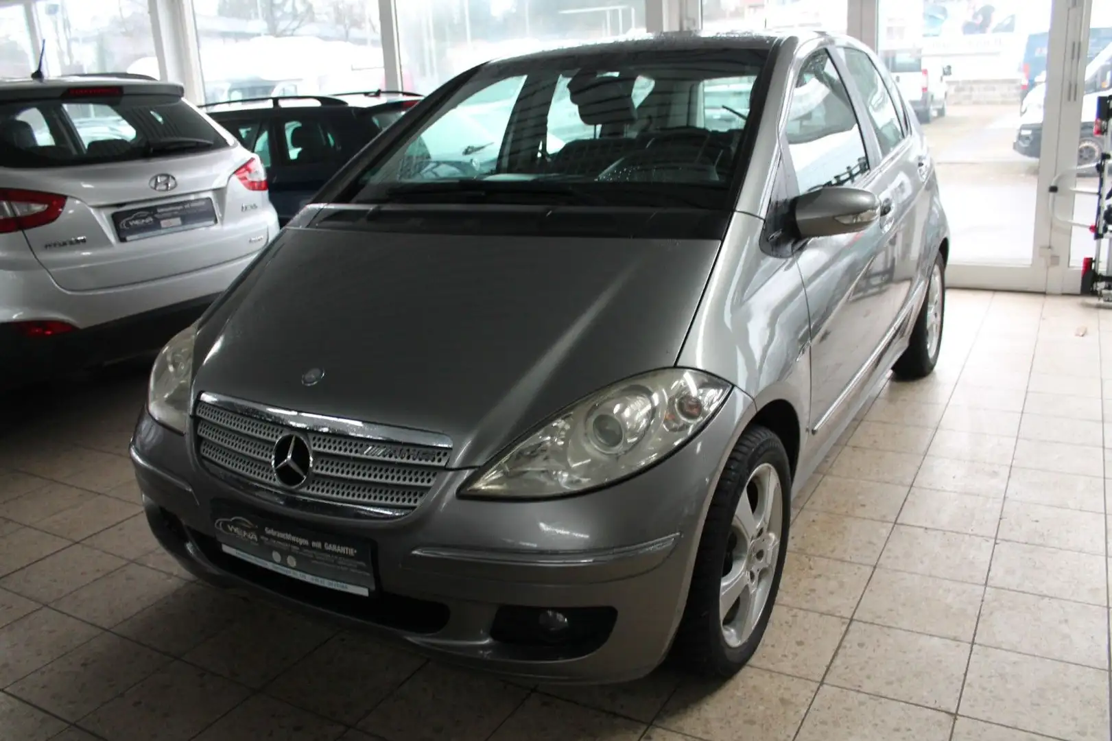 Mercedes-Benz A 200 A -Klasse A 200 Turbo Gris - 2