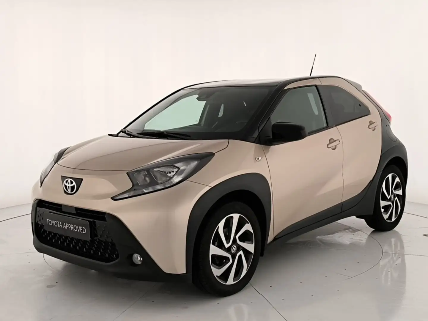 Toyota Aygo X x 1.0 trend 72cv - 1
