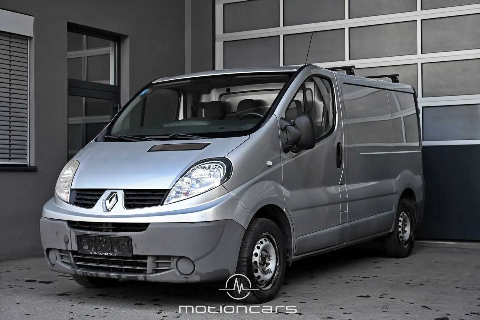 Renault Trafic L1H1 2,7t d Pickerl NEU Gris - 1