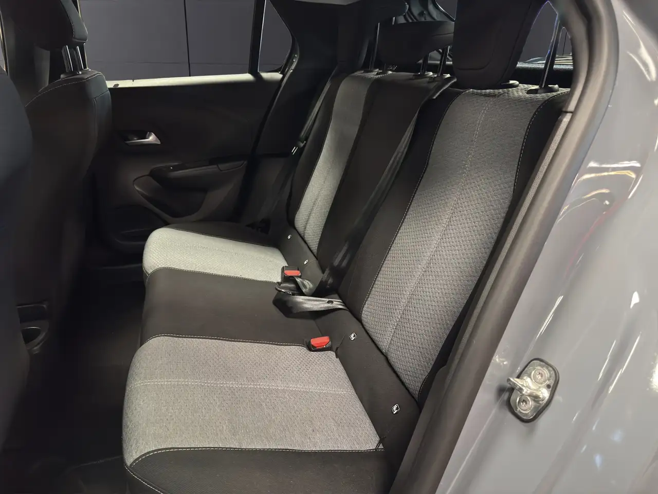 Opel Corsa 1.2 Edition s&s 100cv, миниатюра 17