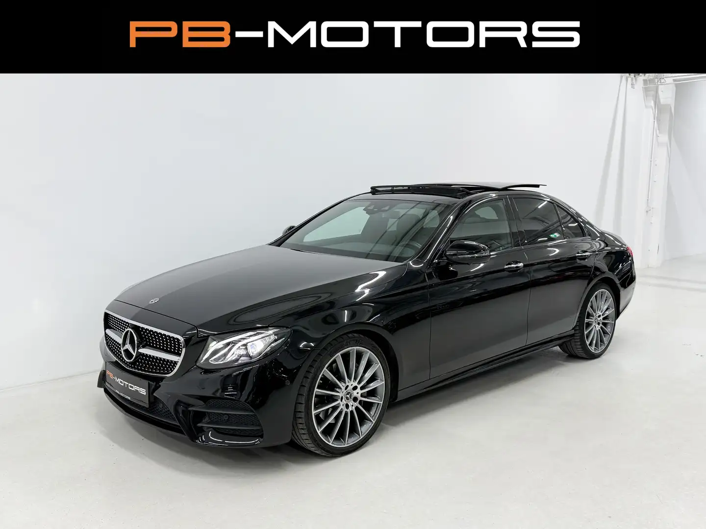 Mercedes-Benz E 220 d 9G-Tronic AMG-Line Panorama Burmester HUD 20" Schwarz - 1