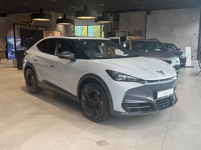 CUPRA Tavascan