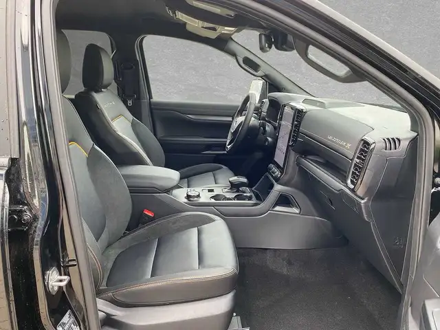 Ford Ranger view 3