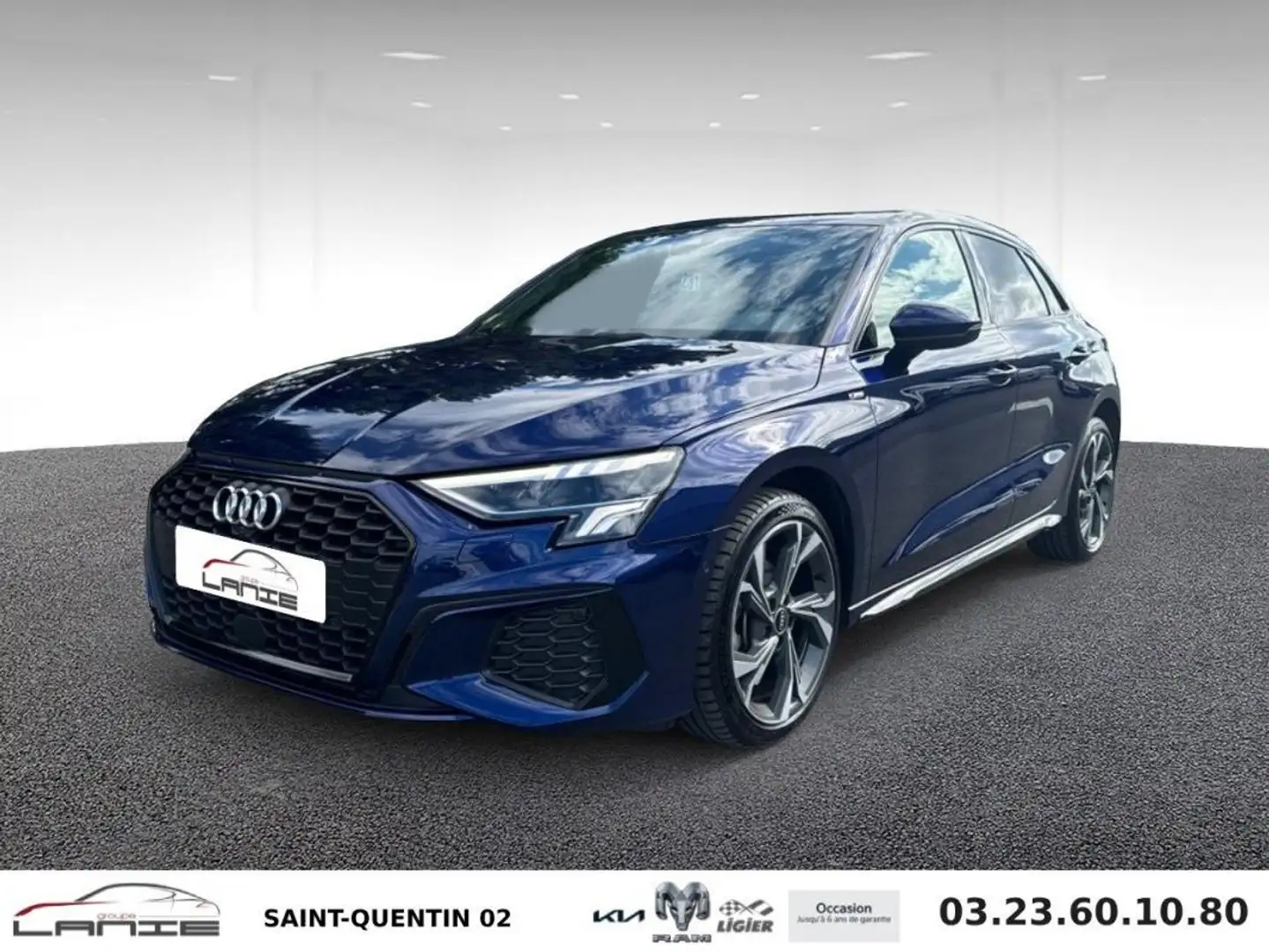 Audi A3 35 TDI 150 S tronic 7 S line Bleu - 1