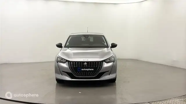 Peugeot 208 view 2