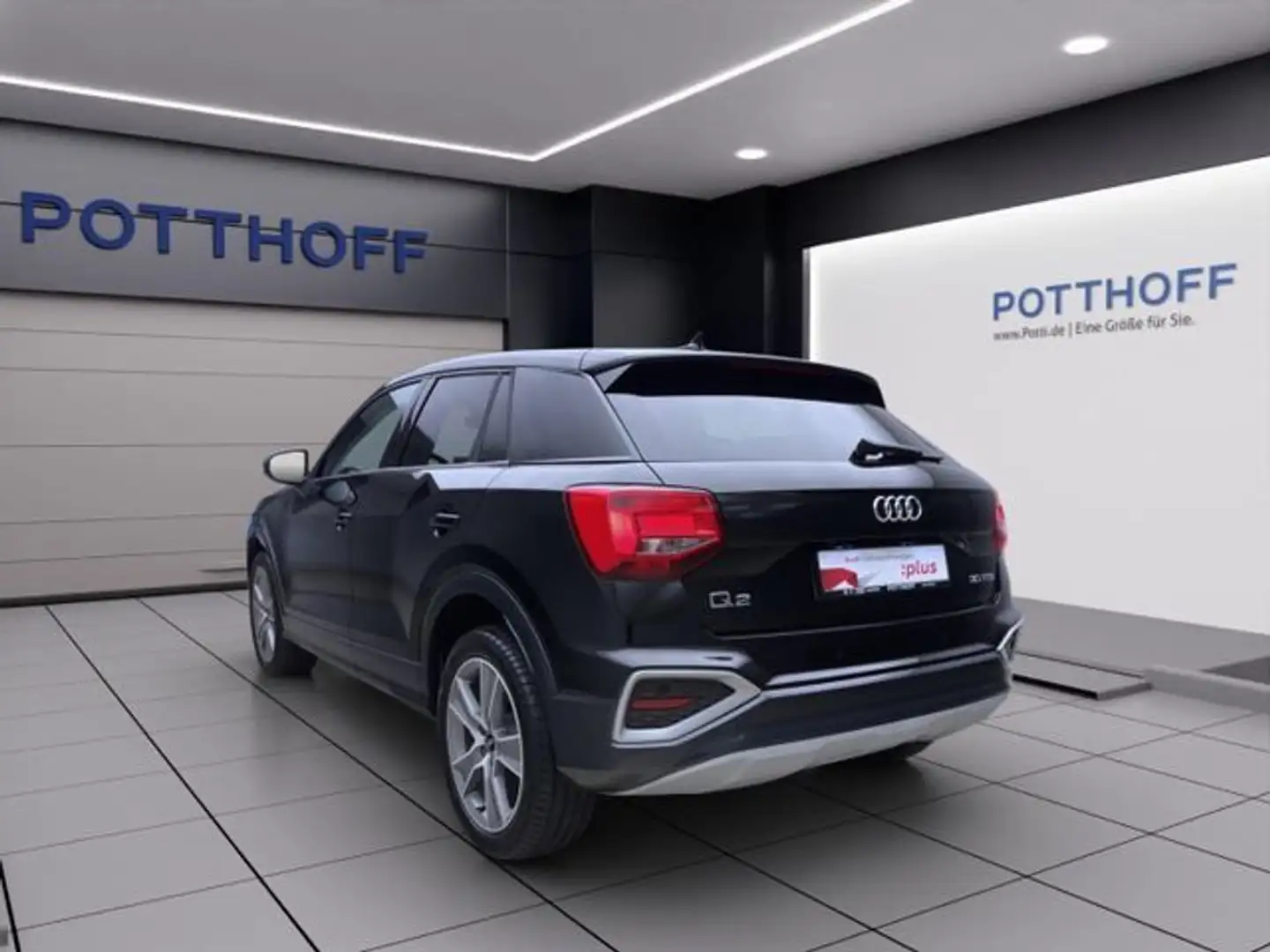 Audi Q2 30 TFSI ADVANCED STDHZG AHK NAVI+ PDC Schwarz - 2