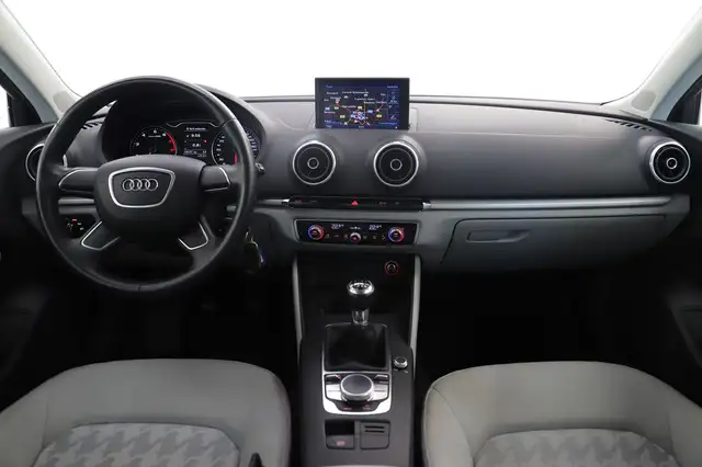 Audi A3 view 14