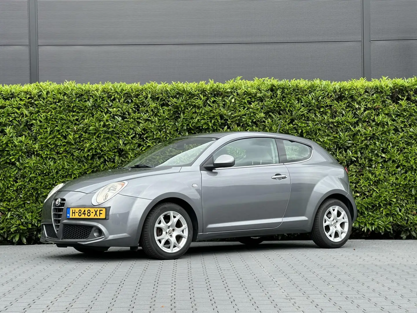 Alfa Romeo MiTo 1.4 Progression, INRUILKOOPJE, AIRCO, ELEKTRISCHE Grijs - 1