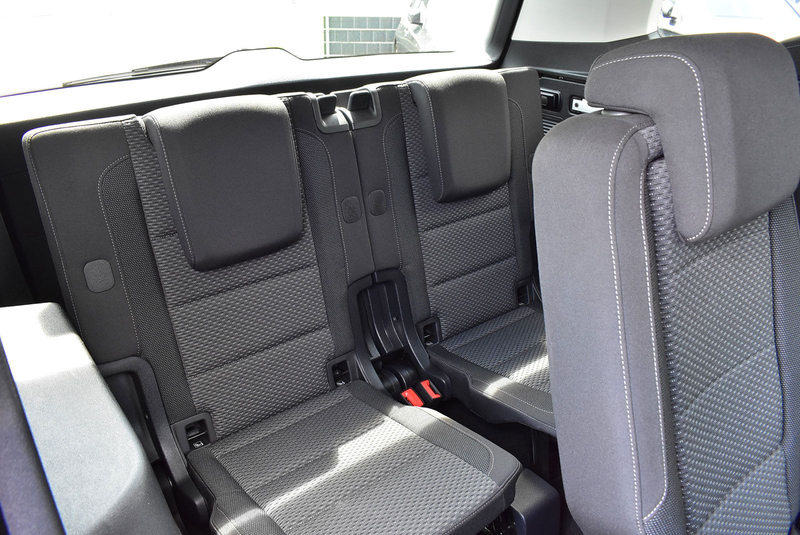 Volkswagen Touran 1,5TSI IQ.LIGHT+ACC+Kamera+7Sitzer+17"Alu — photo 14