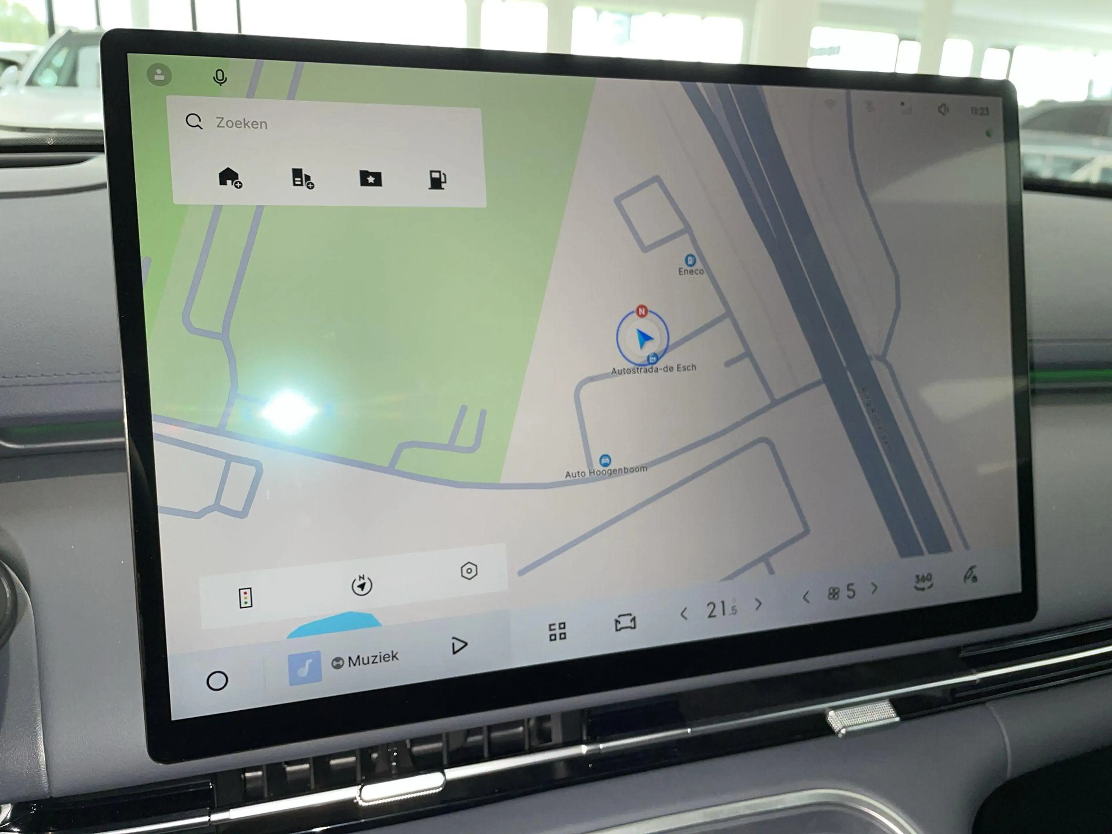 Geely Starray EM-i 1.5 Max+ Apple CarPlay | Navigatie — photo 9