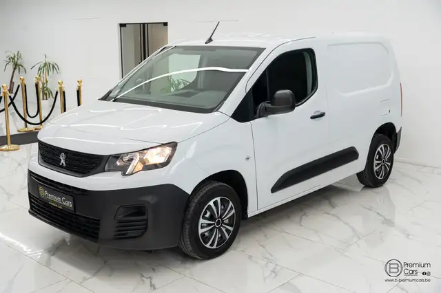 Peugeot Partner view 3
