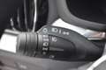 Volvo V60 B4 Mild Hybrid 211PK Automaat Plus Dark | Trekhaak Rood - thumbnail 36