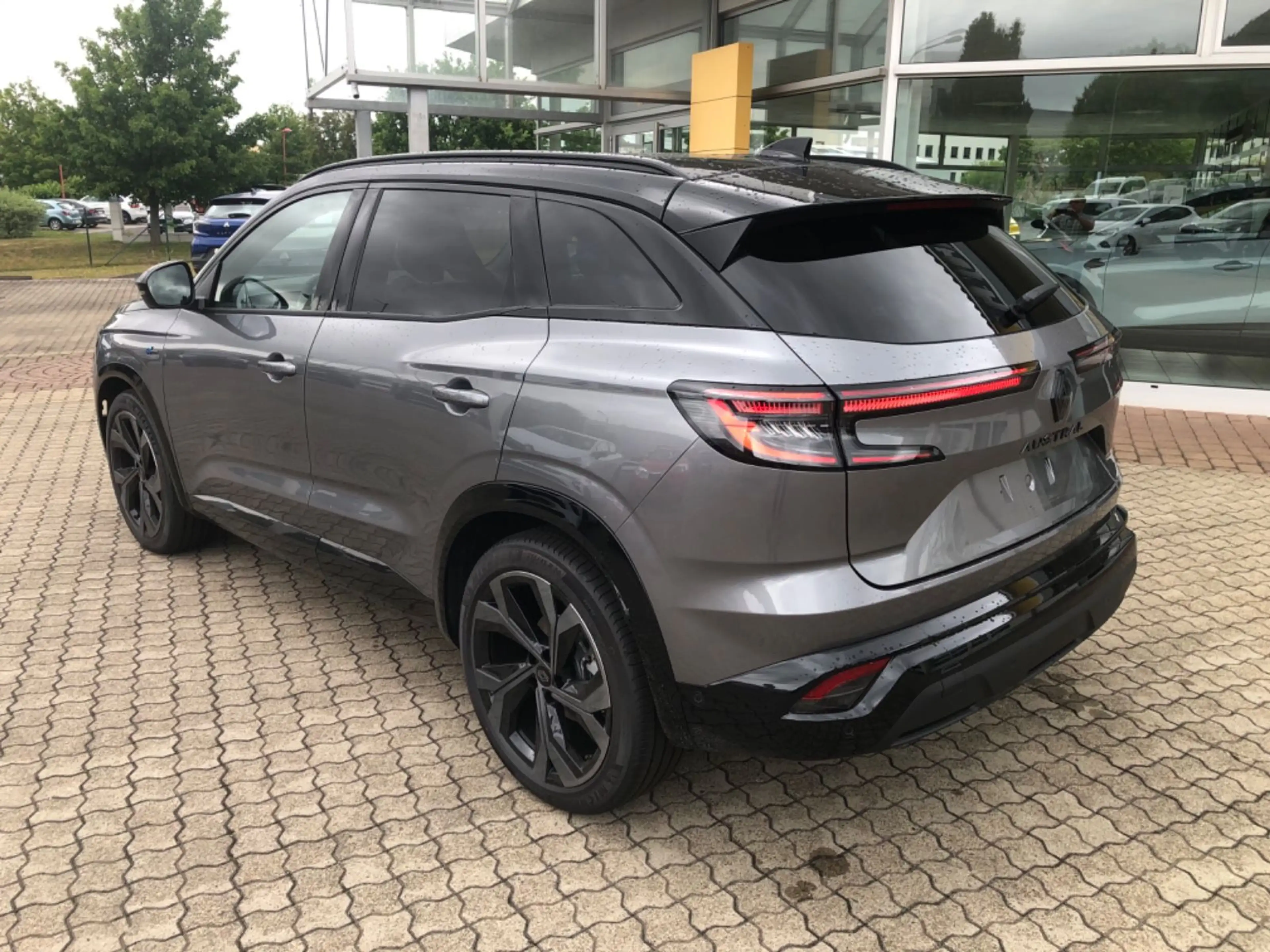 Renault Austral Mild Hybrid 160 Iconic Esprit Alpine Aut — photo 4