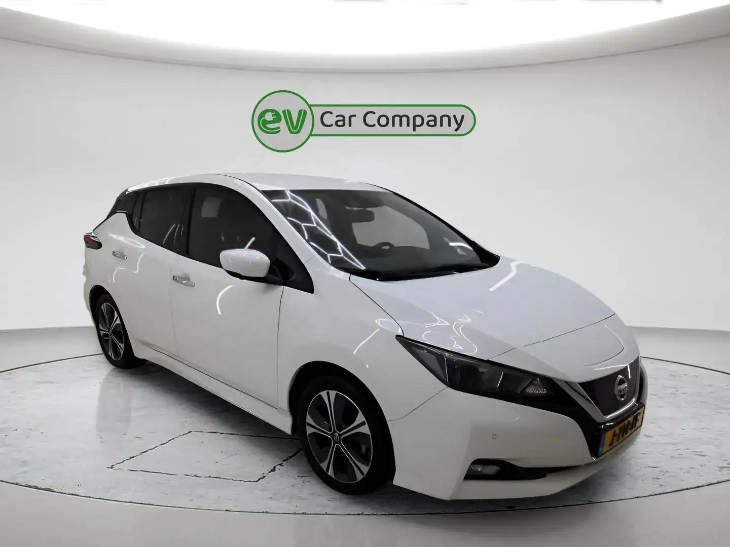 Nissan Leaf N-Connecta 40 kWh | SOH 90% | Camera | 1e Eigenaar Blanco - 2