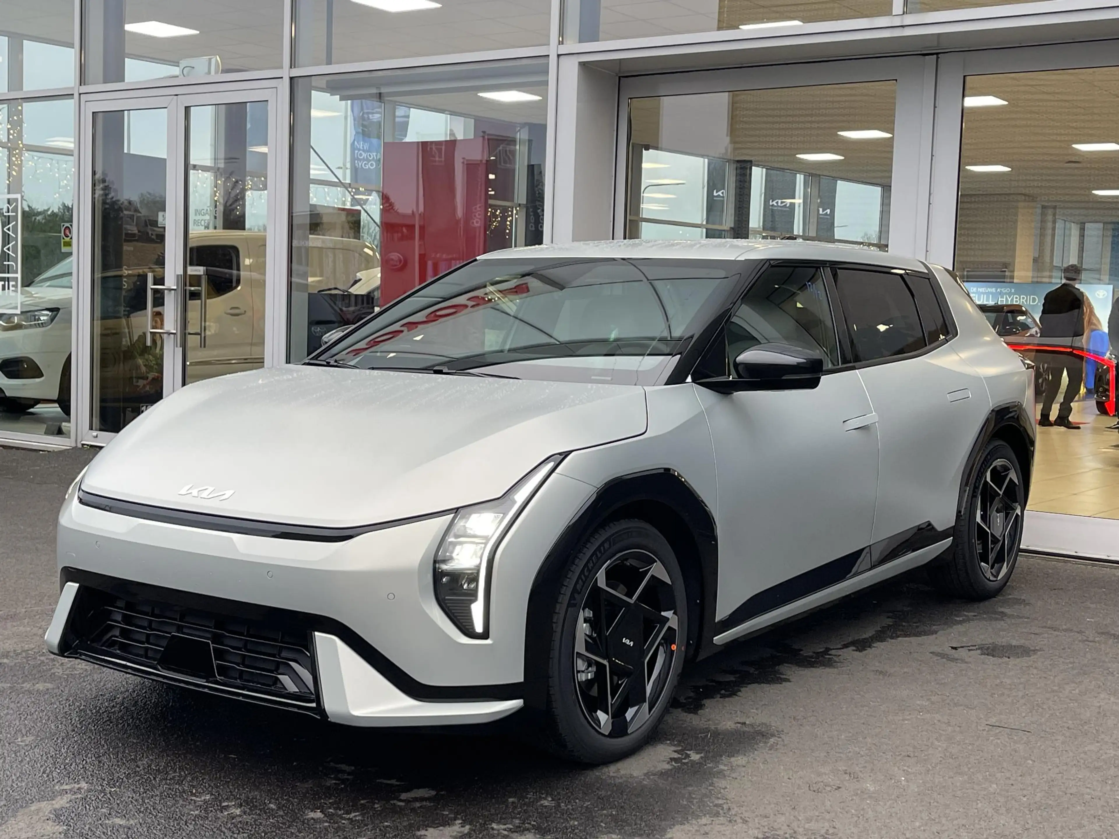 Kia EV4 GT-Line Business Edition 81.4 kWh SPECIALE ACTIE | — photo 3