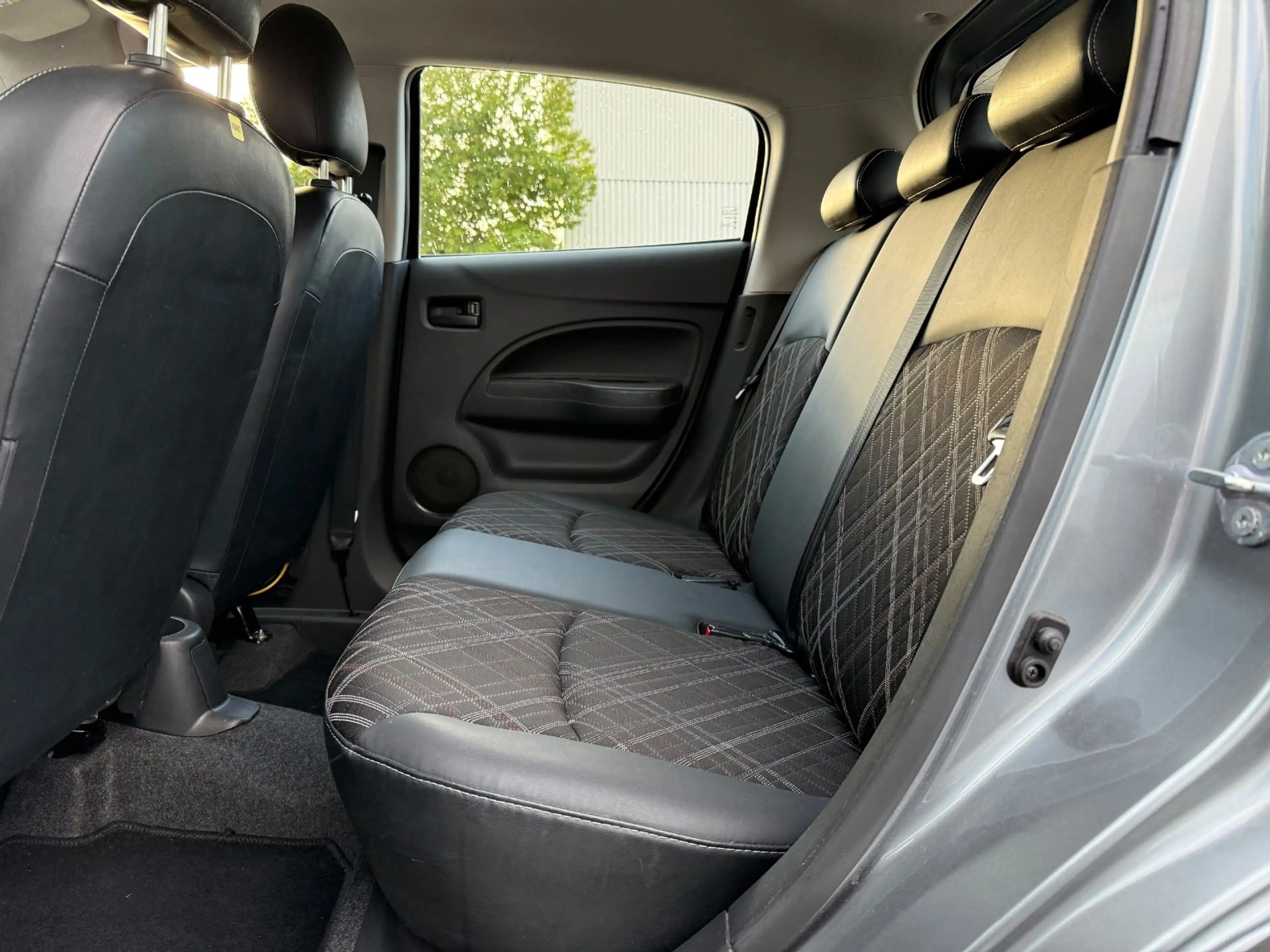 Mitsubishi Space Star 1.2 Intro Edition+ *NAVI*AHK*SHZ*KEYL — photo 11