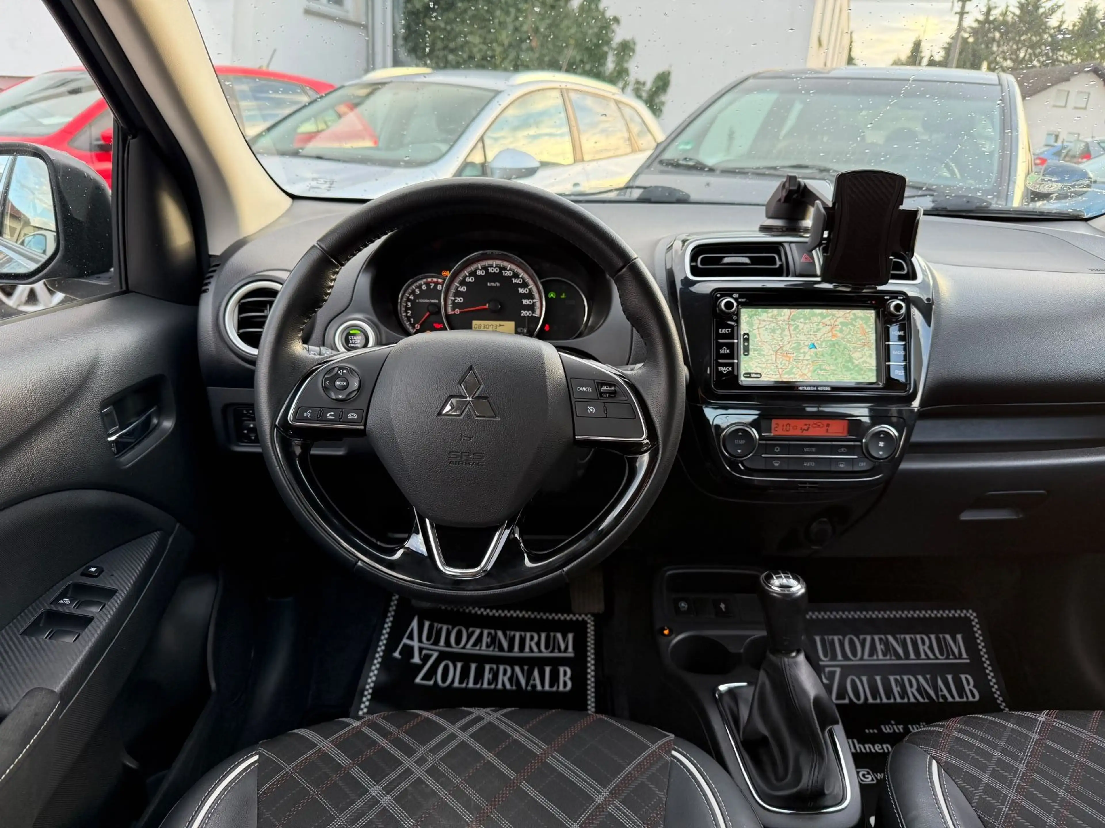 Mitsubishi Space Star 1.2 Intro Edition+ *NAVI*AHK*SHZ*KEYL — photo 12