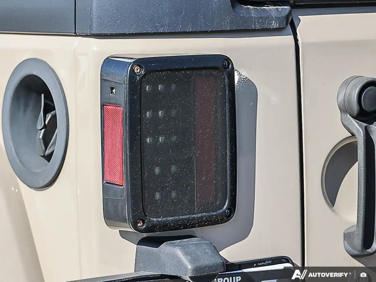 Jeep Wrangler photo Jeep Wrangler