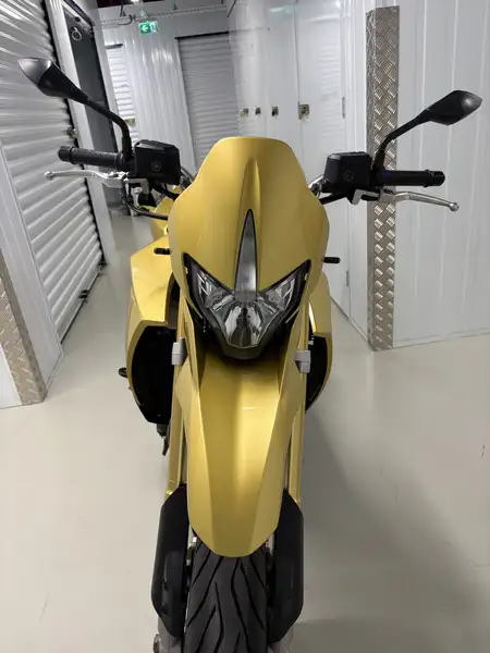 Aprilia Dorsoduro - foto 5