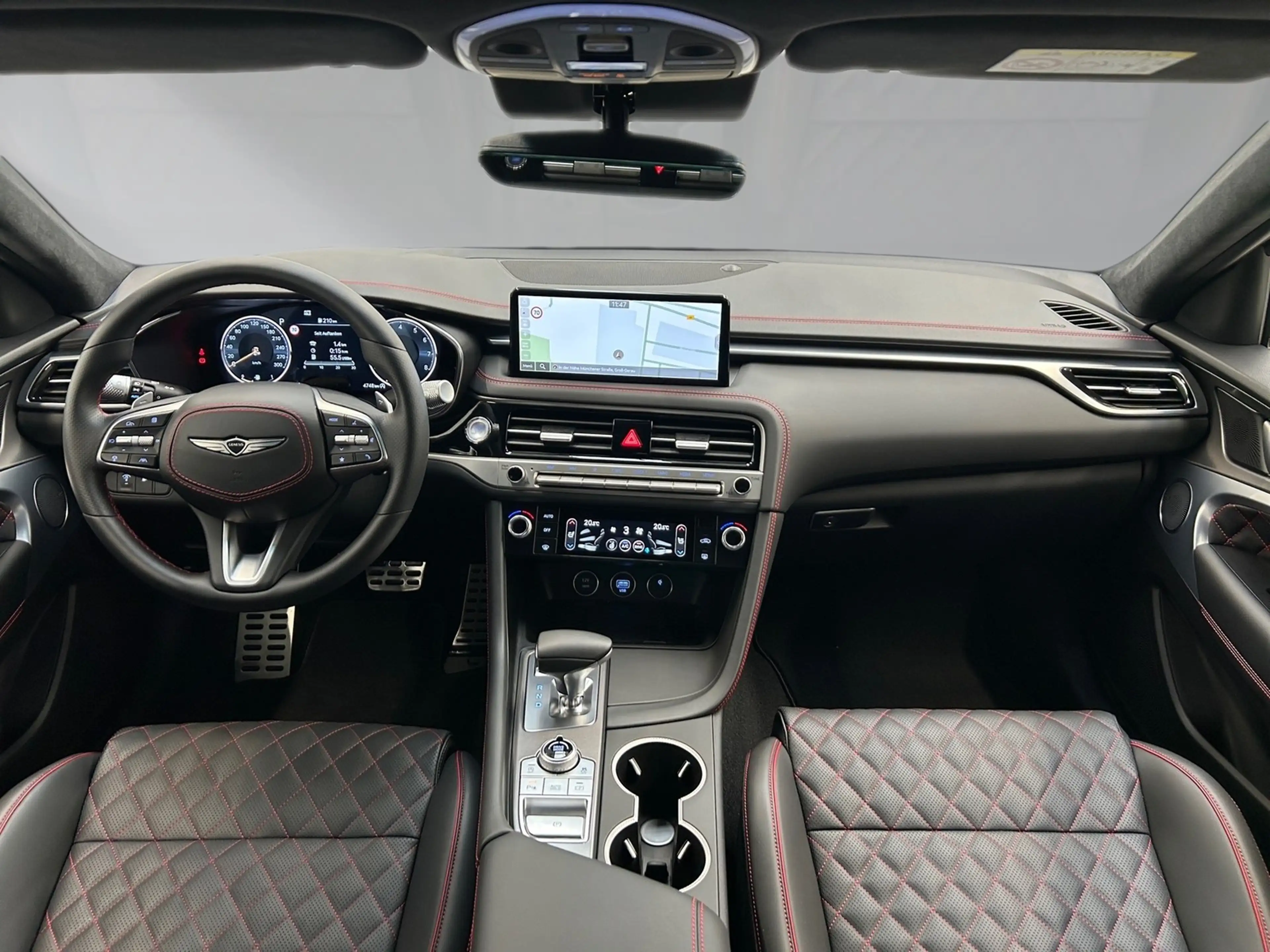 Genesis G70 Sedan 2.0 T-GDi Sport — photo 11