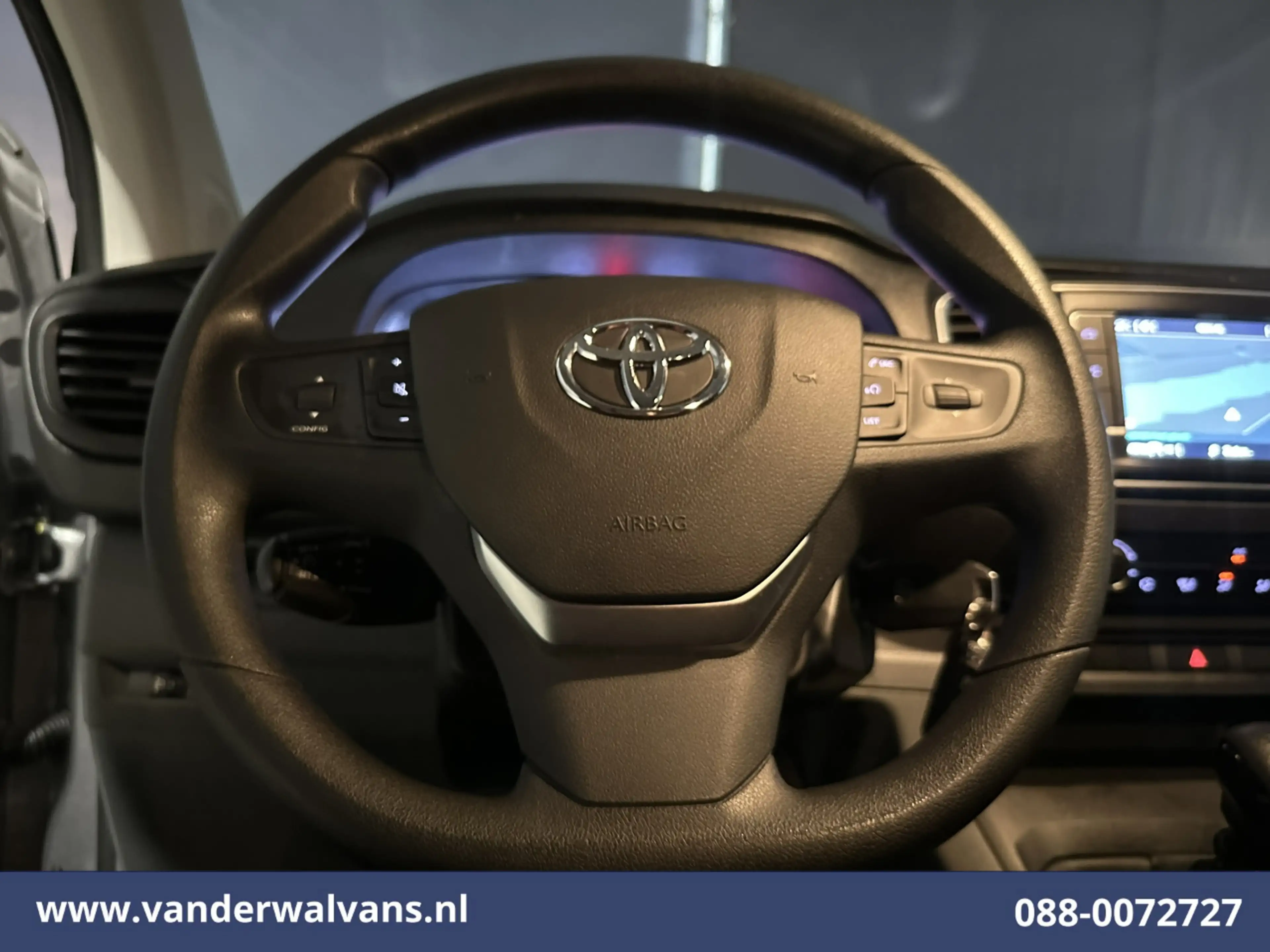 Toyota Proace Shuttle 1.5 D-4D 120pk L3H1 Personenbus 9 Zitplaat — photo 5