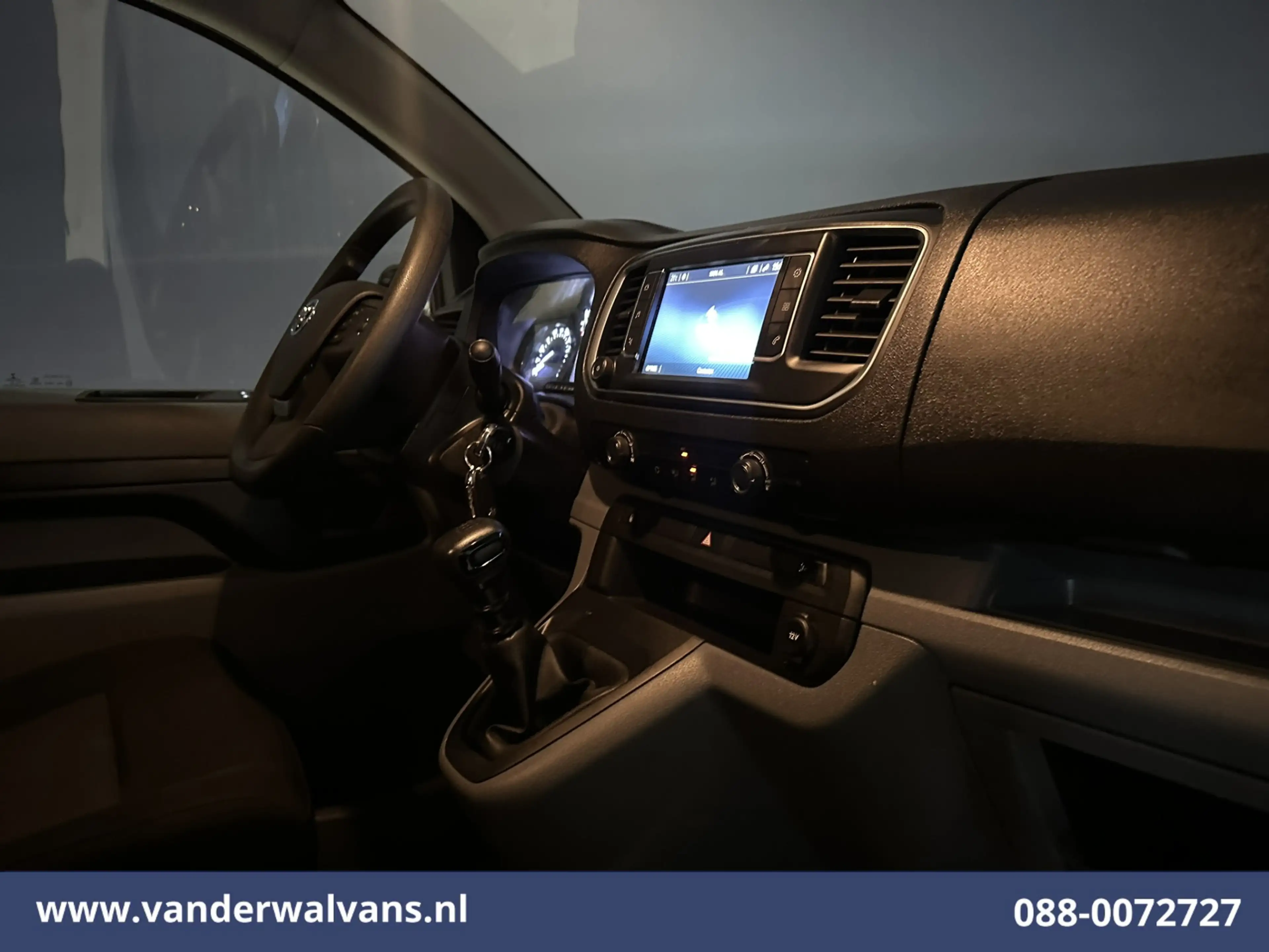 Toyota Proace Shuttle 1.5 D-4D 120pk L3H1 Personenbus 9 Zitplaat — photo 15