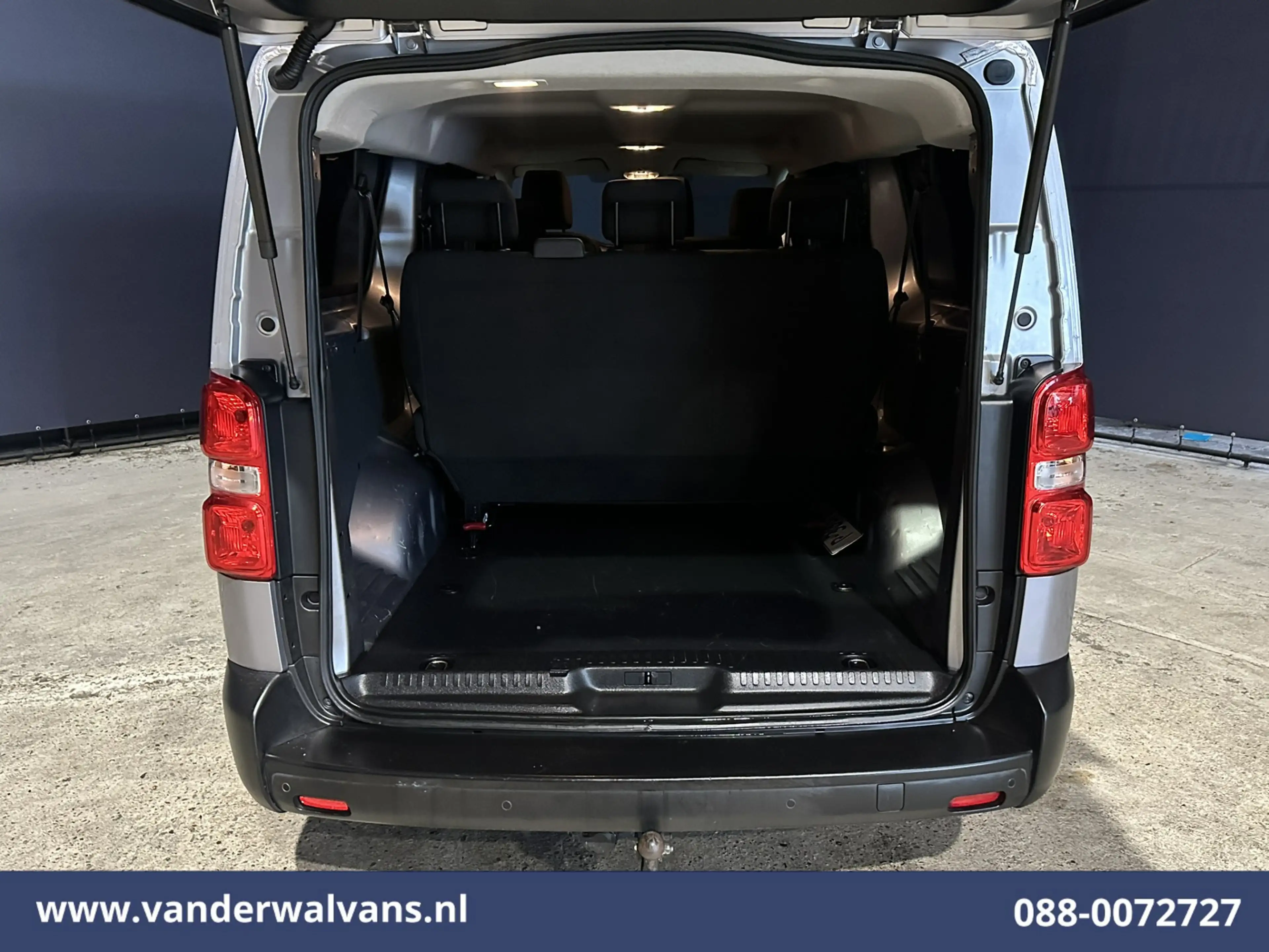 Toyota Proace Shuttle 1.5 D-4D 120pk L3H1 Personenbus 9 Zitplaat — photo 14