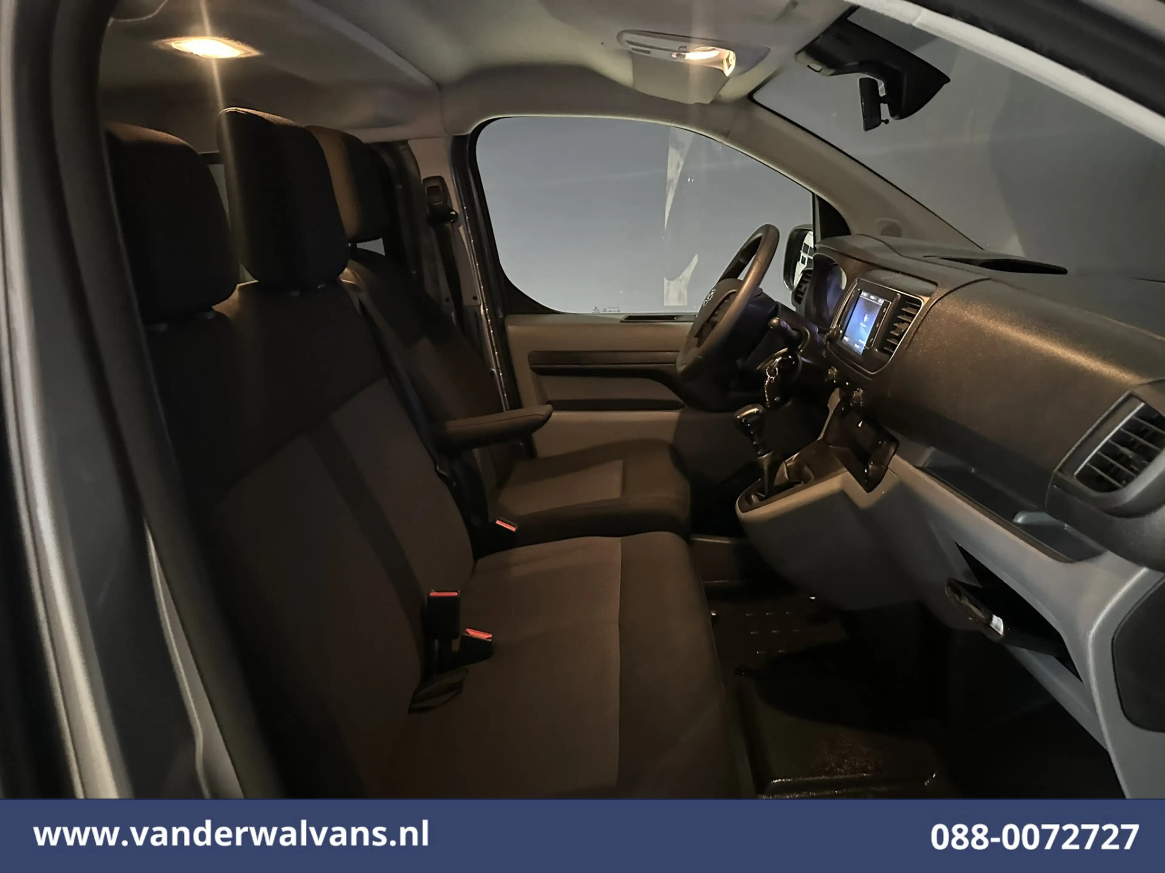 Toyota Proace Shuttle 1.5 D-4D 120pk L3H1 Personenbus 9 Zitplaat — photo 8