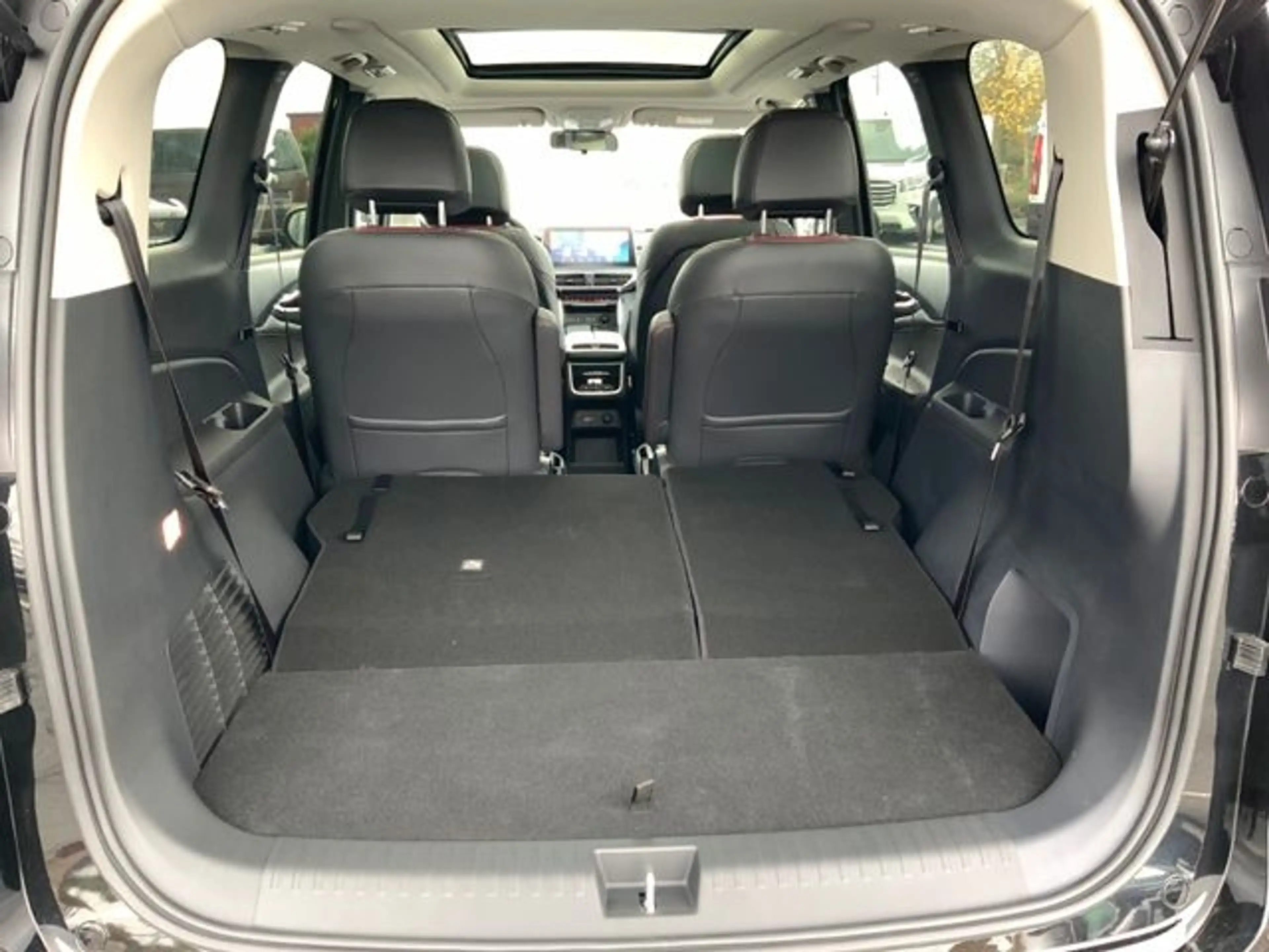 Maxus Euniq 5 Grand Wagon 70kWh+Leder+6-Sitzer+ — photo 8