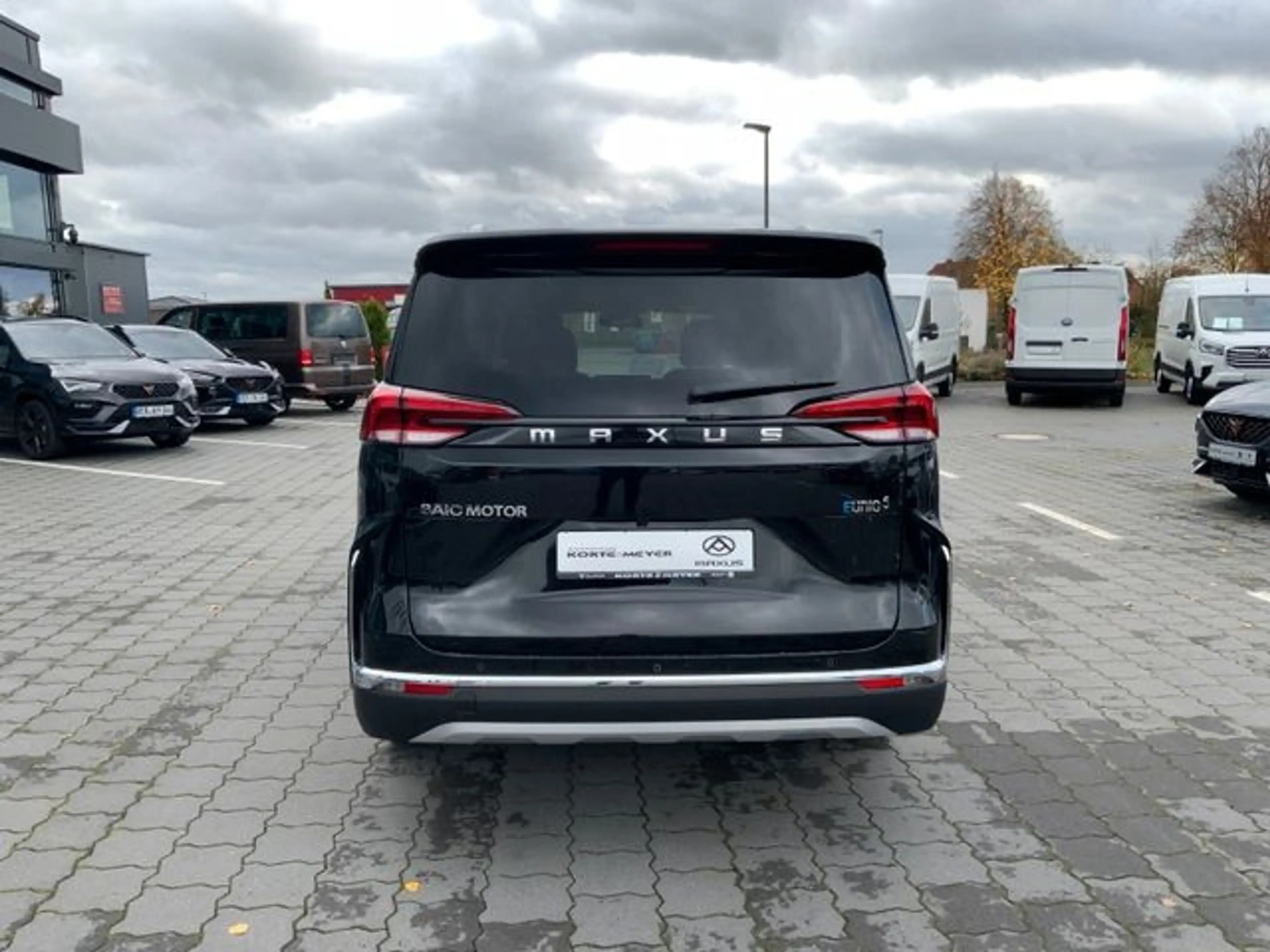 Maxus Euniq 5 Grand Wagon 70kWh+Leder+6-Sitzer+ — photo 6