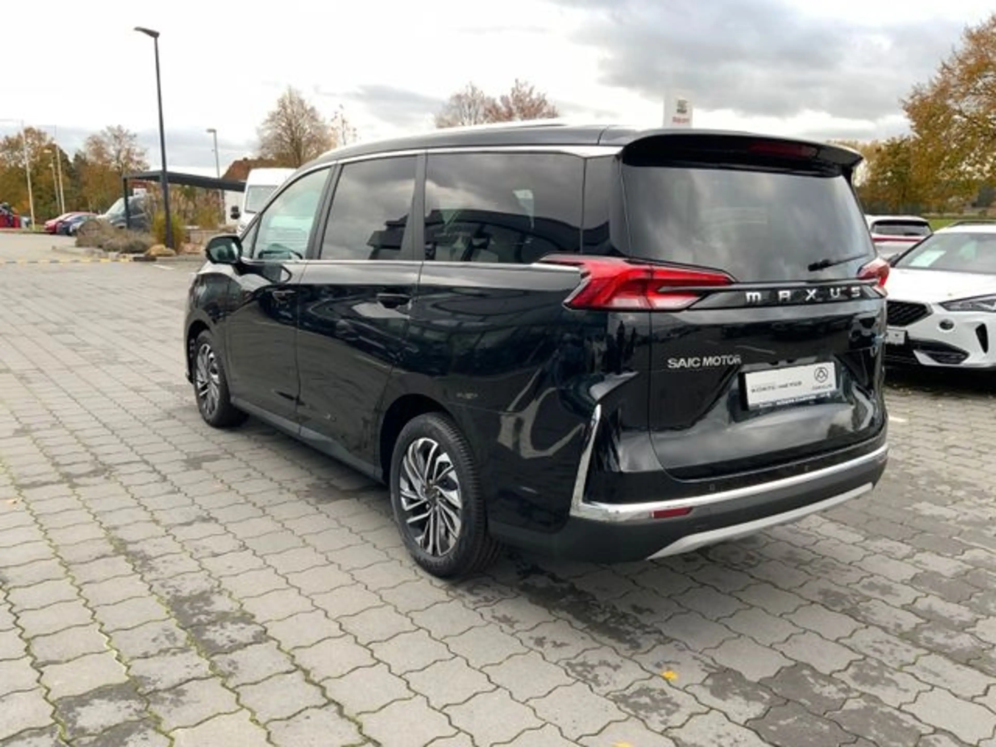 Maxus Euniq 5 Grand Wagon 70kWh+Leder+6-Sitzer+ — photo 10