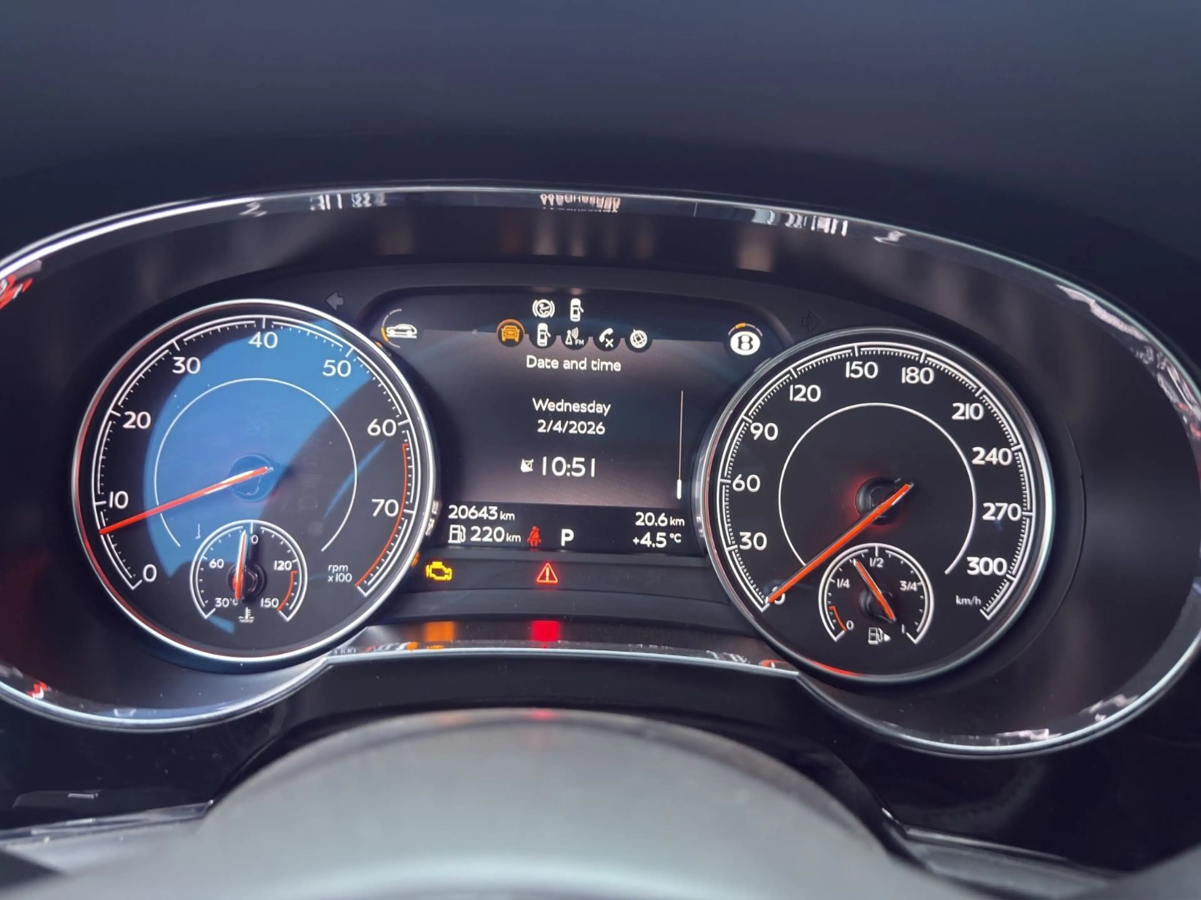 Bentley Bentayga 6.0 W12 4WD Aut. / CARBON / PANO — photo 11