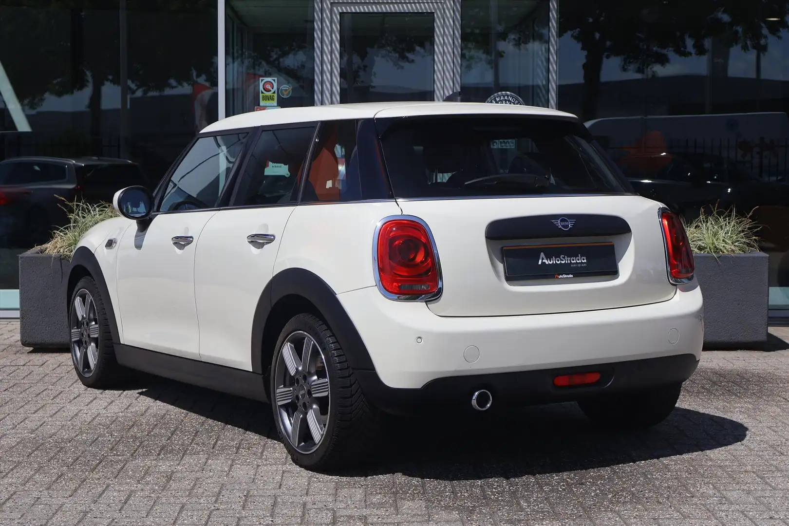 MINI One Mini 5-Deurs (f55) 1.5 102pk | Cruise | Climate | Wit - 2