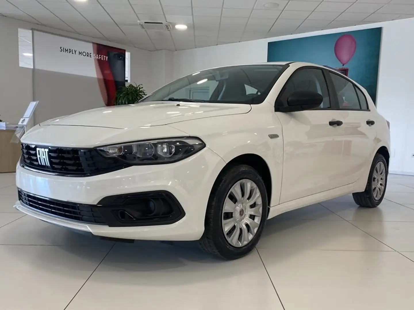 Fiat Tipo 5 Porte 1.5 T4 Hybrid Wit - 1