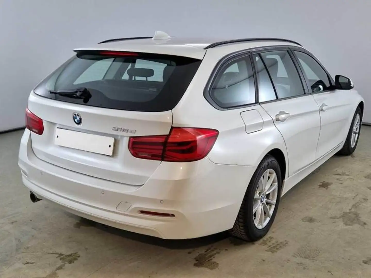 BMW 318 Touring Business Advantage Bianco - 2