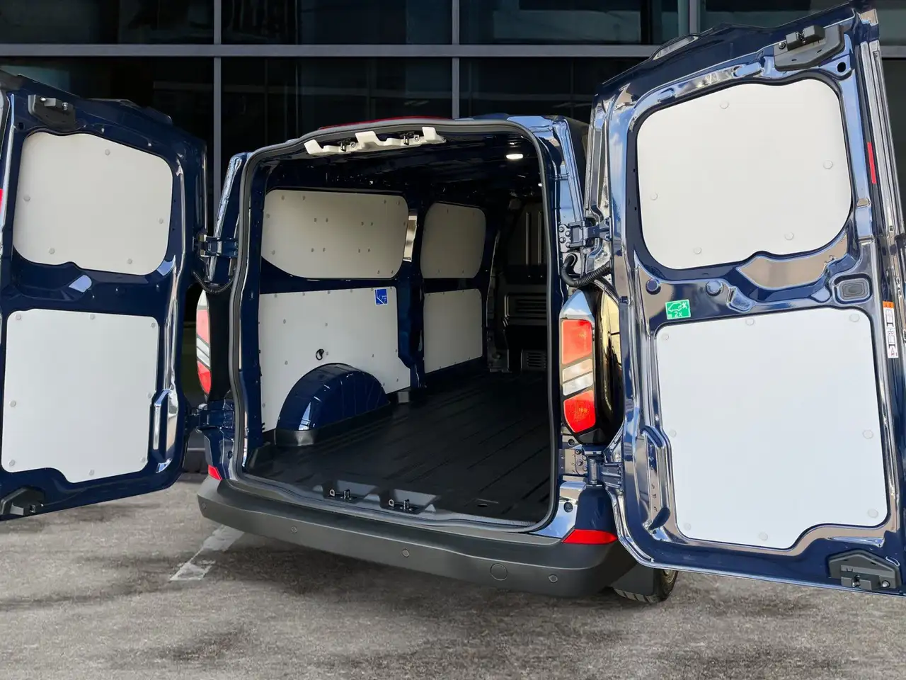 Ford Transit Custom FT320 L2 Trend LED*70l*2xAirbag 10