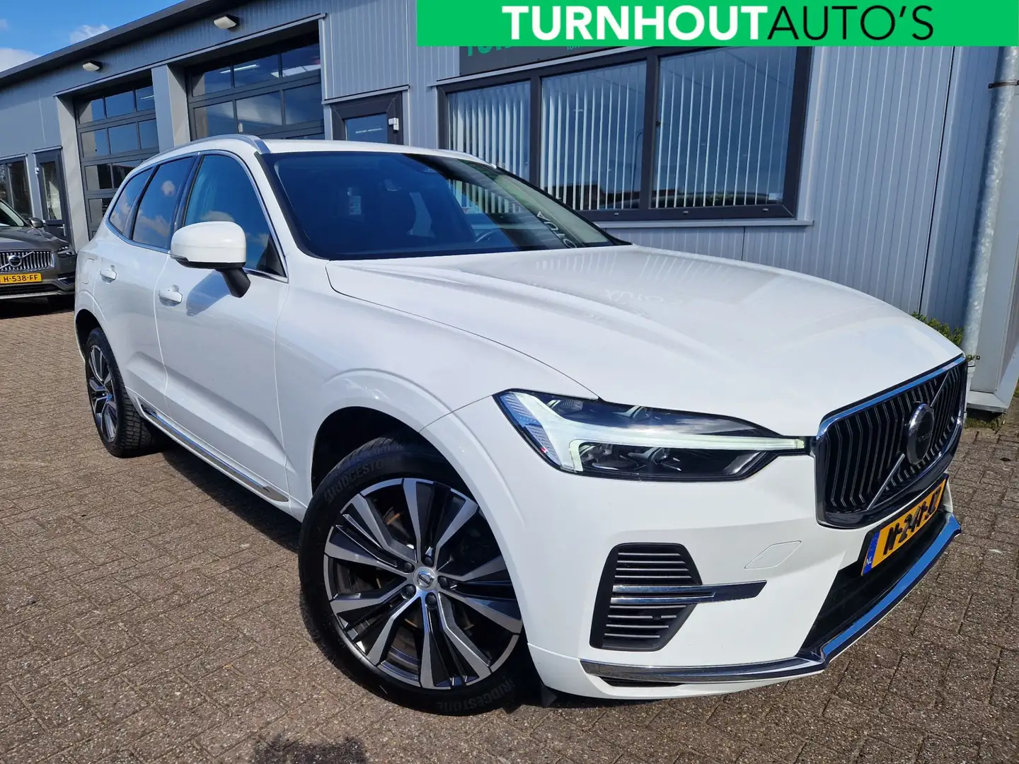 Volvo XC60 2.0 T6 Plug-in hybrid AWD Inscription Expression P Blanc - 1