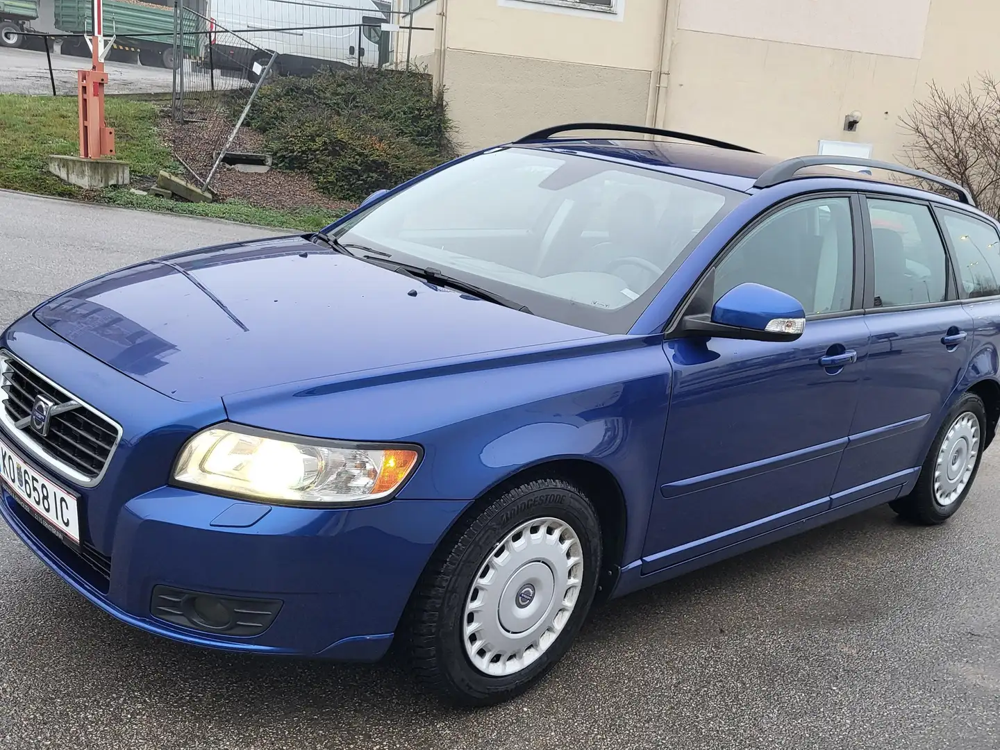 Volvo V50 V50 1,6 D Momentum Drive Start/Stop Momentum Drive Blau - 2
