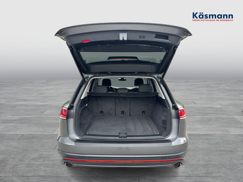 Volkswagen Touareg 3.0TDI 4Motion AHK LUFTF NAVI KAM LED — photo 14