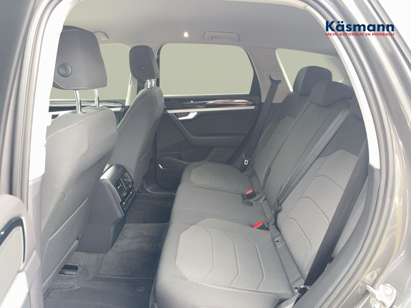 Volkswagen Touareg 3.0TDI 4Motion AHK LUFTF NAVI KAM LED — photo 13