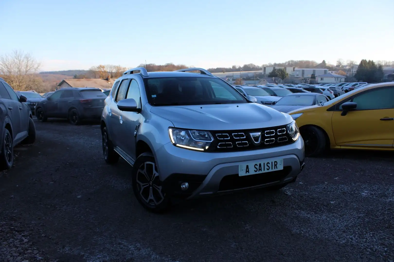 Dacia Duster PRESTIGE LUXE 1L5 BLUEDCI 115 BOITE 6V RÉGULATEUR BLUETOOTH CAMÉRA GPS ATTELAGE Gris - 1