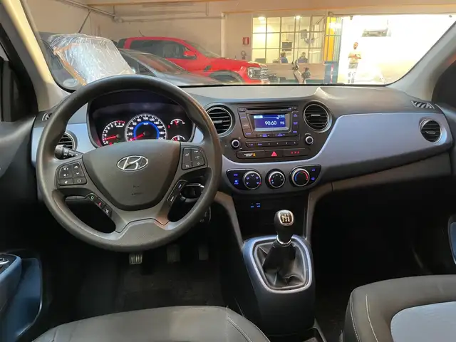 Hyundai I10 view 7