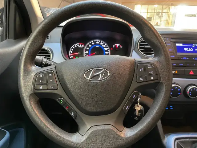 Hyundai I10 view 10